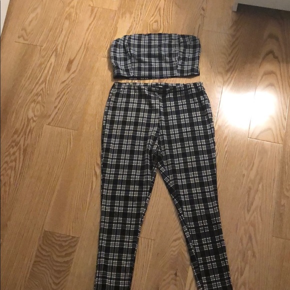 Two piece set - Picture 2 of 2